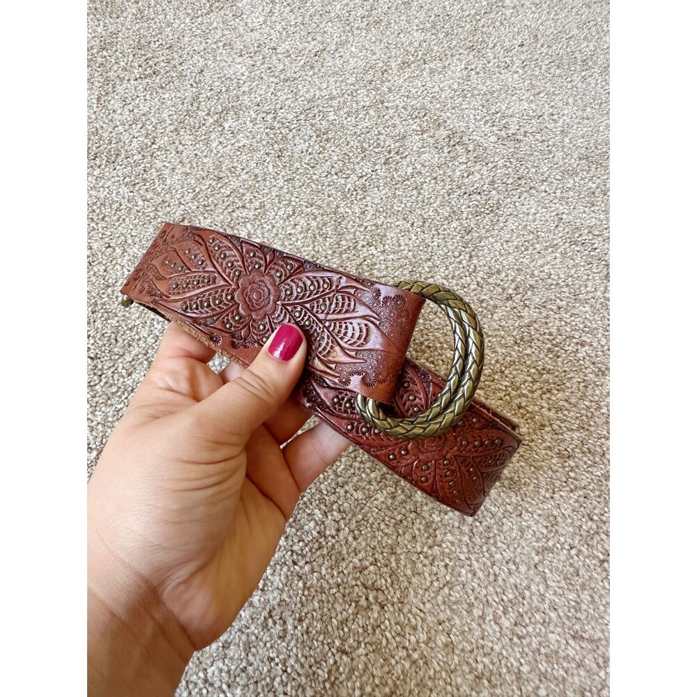 The Limited Vintage 90s Brown Tooled Leather Belt Size M/L